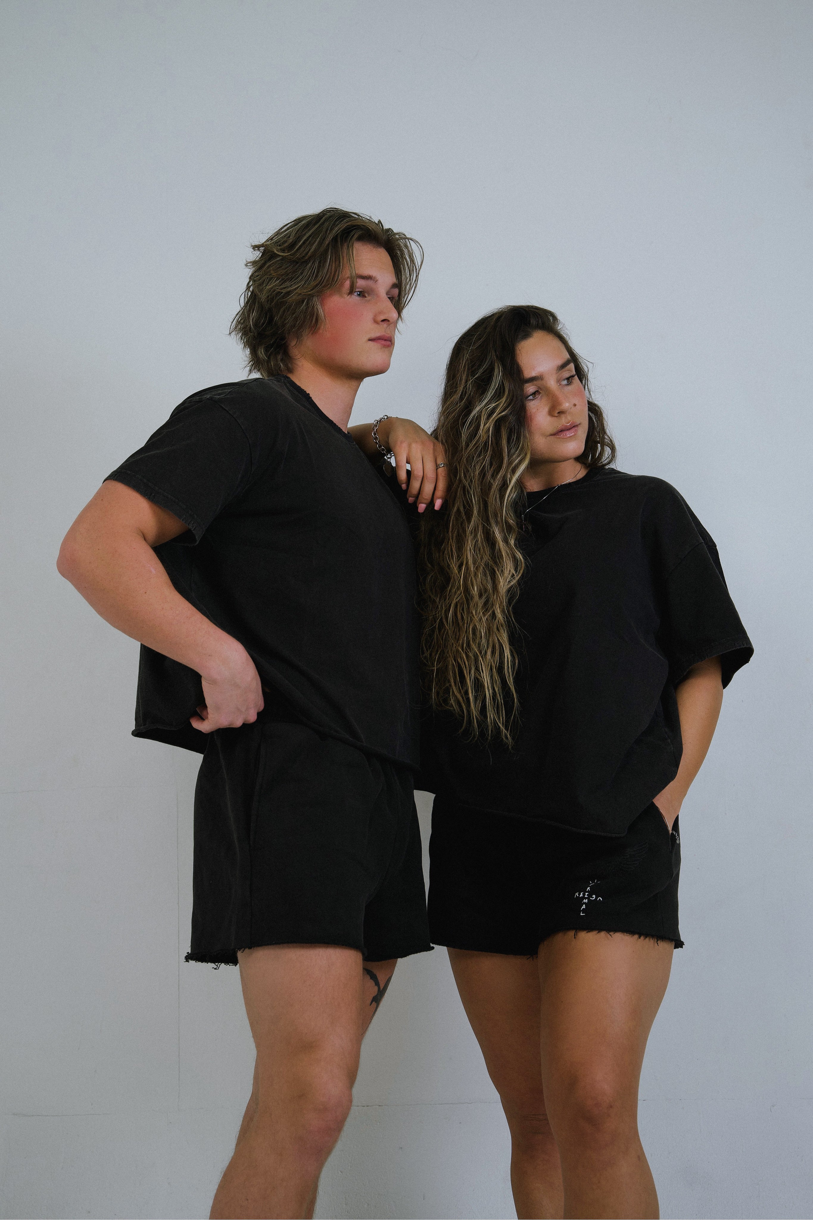 RAW CUT SWEAT-SHORTS